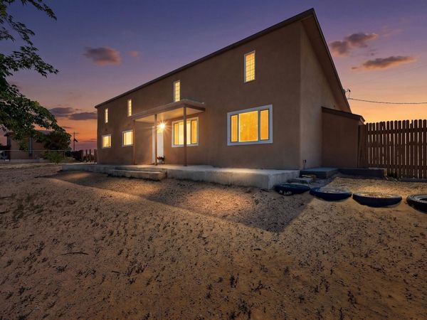6707 Wills Way SW, Albuquerque, NM 87121