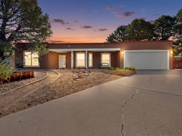 2320 Punta De Vista Place NE, Albuquerque, NM 87112