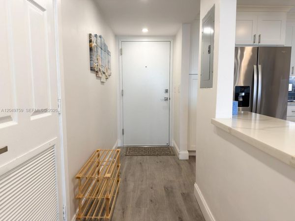 2301 S Ocean Dr , Unit 1404, Hollywood, FL 33019