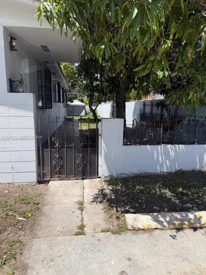41 E 20th St , Hialeah, FL 33010 Photo