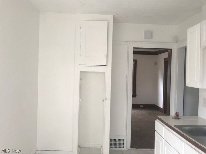 3381 Cedarbrook Road, Cleveland Heights, OH 44118 Photo 9