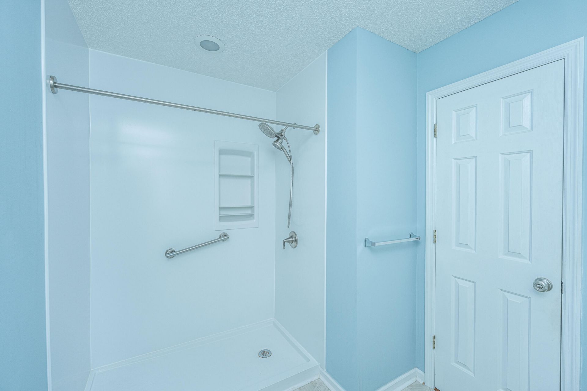 1083 Wayfarer Lane Photo 8