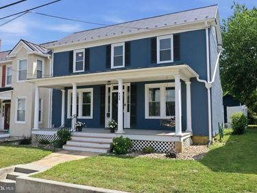220 W MAIN STREET, BERRYVILLE, VA 22611