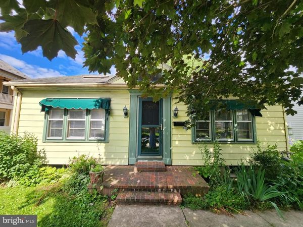 341 N BROAD STREET, LITITZ, PA 17543