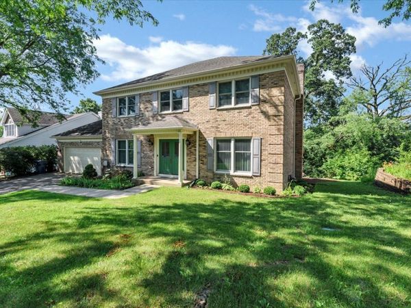 2135 Hamilton Drive, West Dundee, IL 60118
