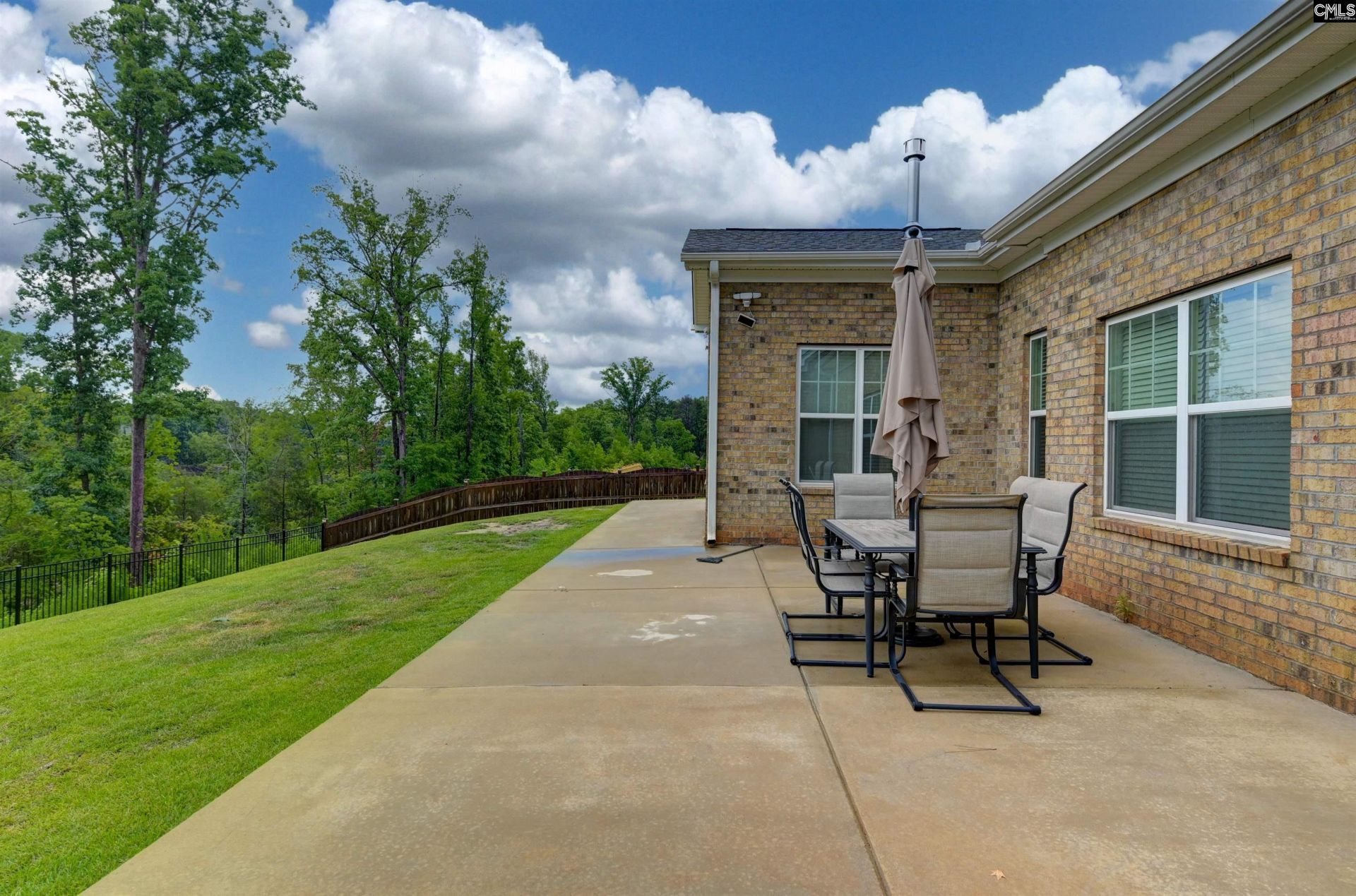 619 Sterling Brook Drive Photo 14