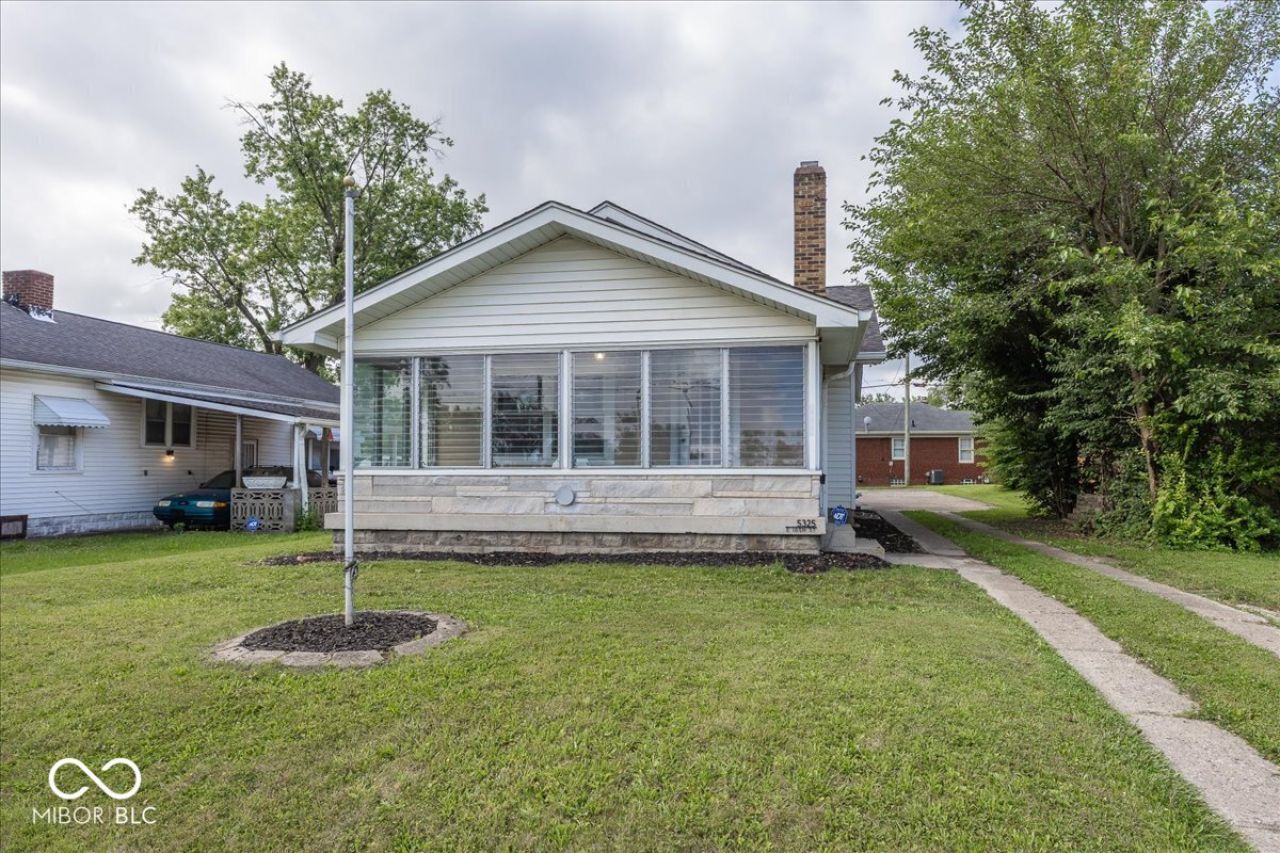 5325 E 10th Street, Indianapolis, IN 46219 Main Photo