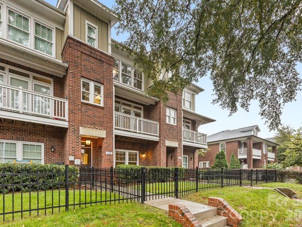 129 Grandin Road , Charlotte, NC 28208