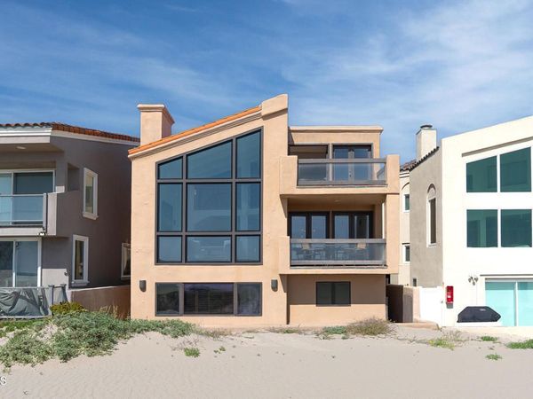 3265 Ocean Drive, Oxnard, CA 93035