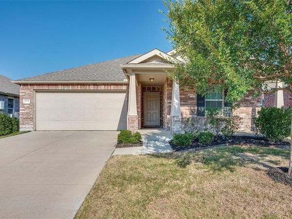 1804 Gayla Creek Drive, Little Elm, TX 75068