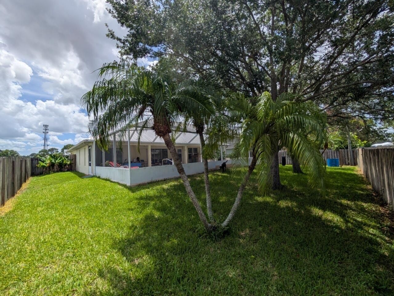 2097 SW Larchmont Lane, Port Saint Lucie, FL 34984 Photo