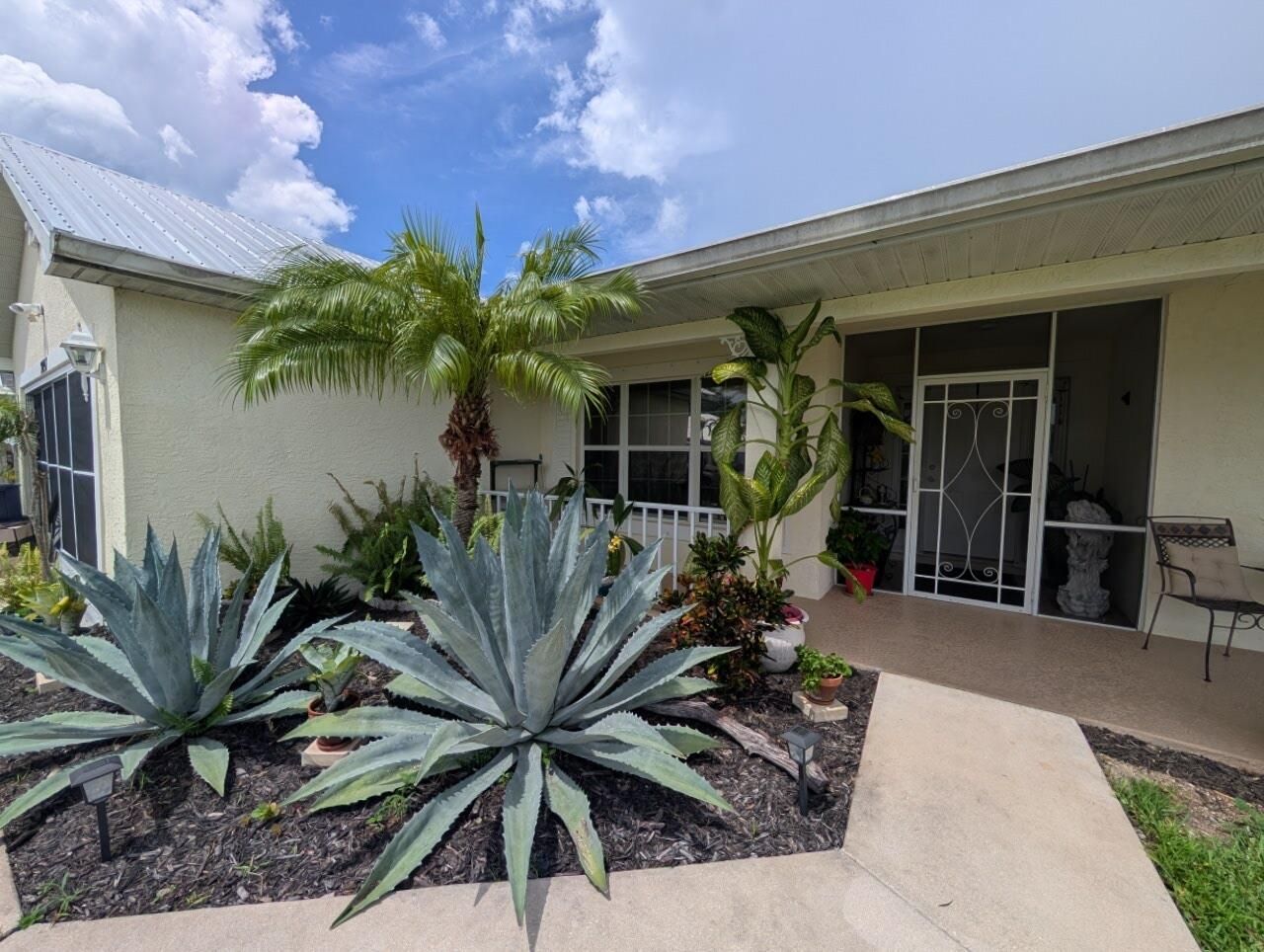 2097 SW Larchmont Lane, Port Saint Lucie, FL 34984 Photo