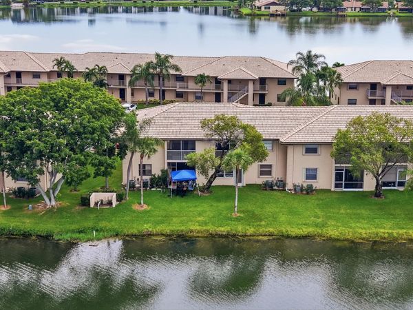5501 Lakeside Drive, Unit 207, Margate, FL 33063