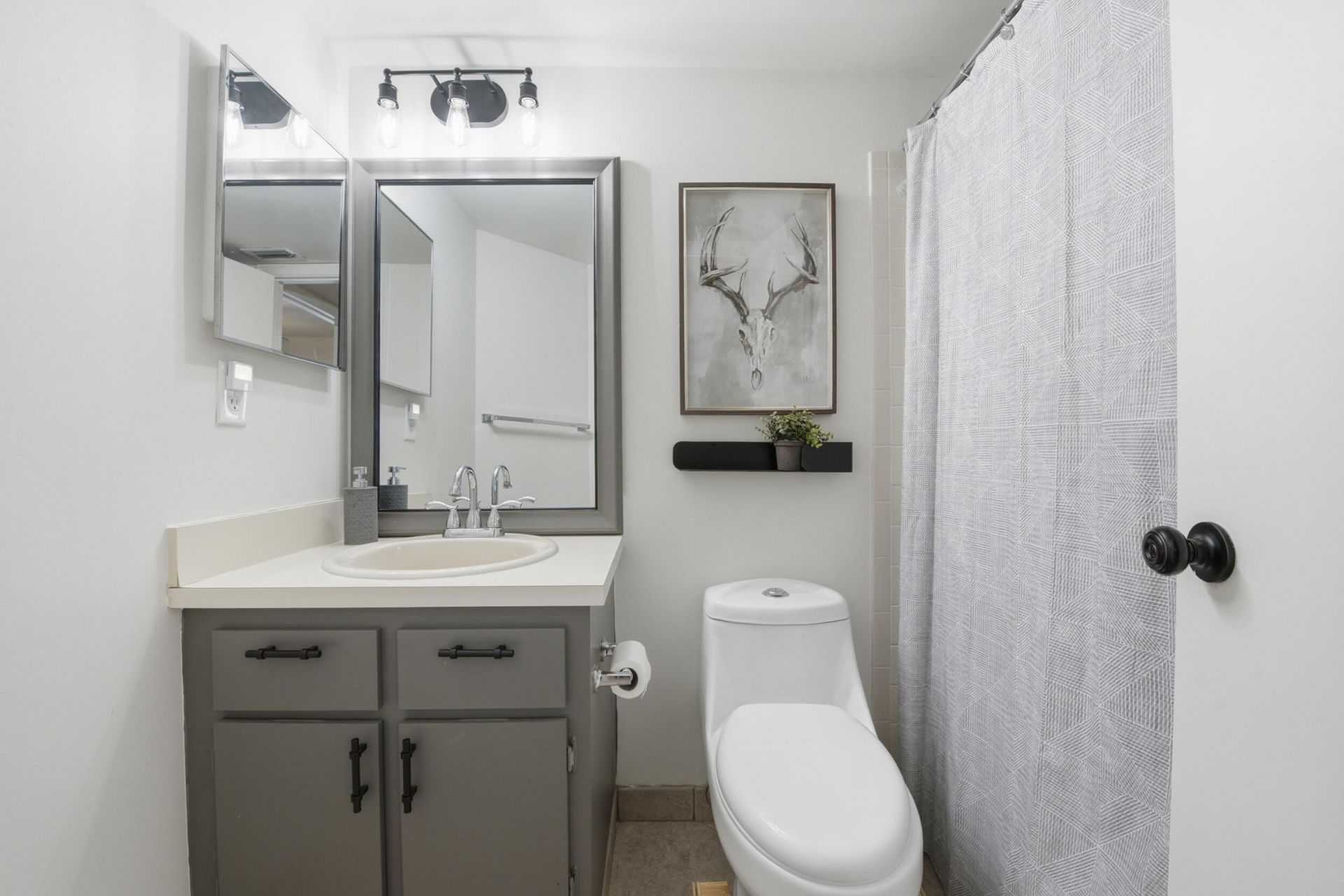 5501 Lakeside Drive, Unit 207, Margate, FL 33063 Photo