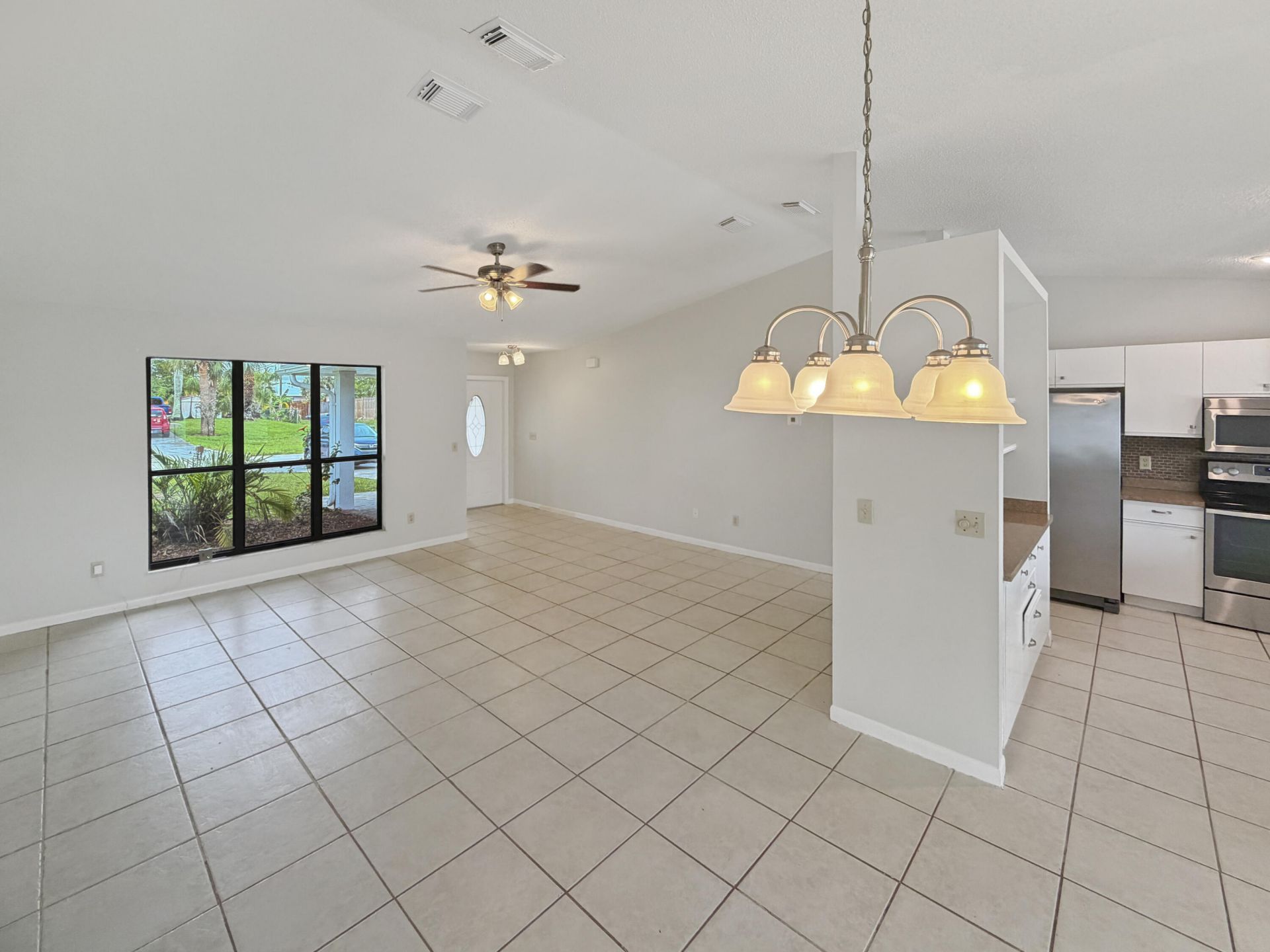 2305 SW Fern Circle, Port Saint Lucie, FL 34953 Photo