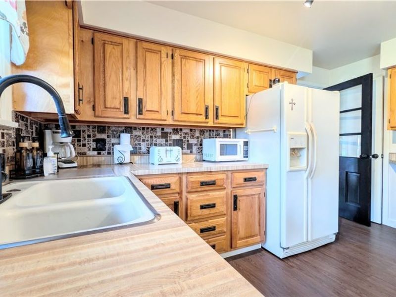 1099 Lake Road, Conneaut, OH 44030 Photo 7