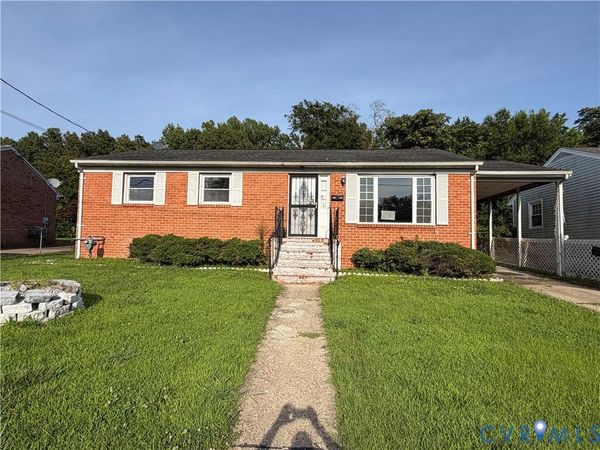 1121 E Booker Circle , Petersburg, VA 23803