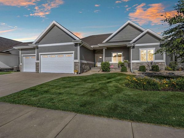 6238 Fountainhead Circle, Deforest, WI 53532