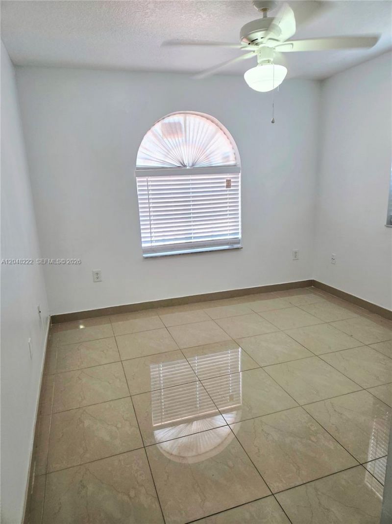 7789 W 34th Ln, Hialeah, FL 33018 Photo