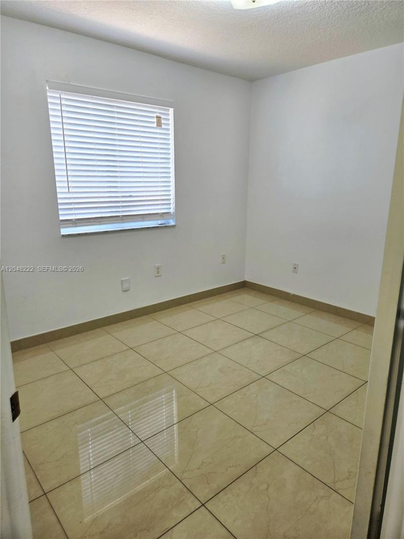 7789 W 34th Ln, Hialeah, FL 33018 Photo