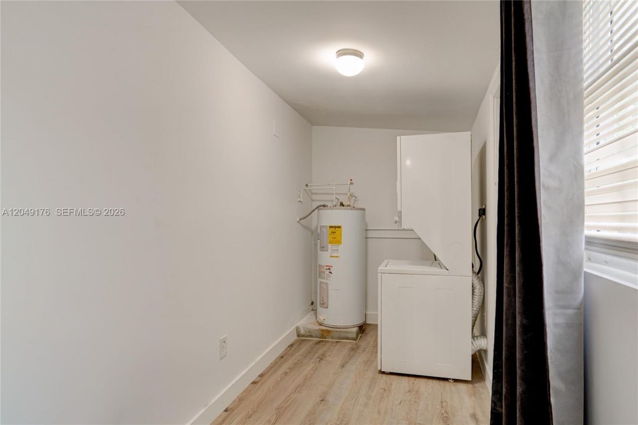 649 NW 24th Ave, Fort Lauderdale, FL 33311 Photo