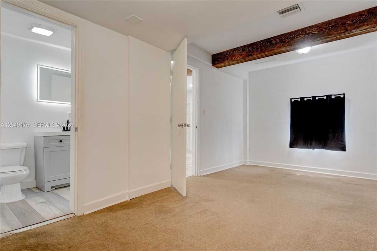 649 NW 24th Ave, Fort Lauderdale, FL 33311 Photo