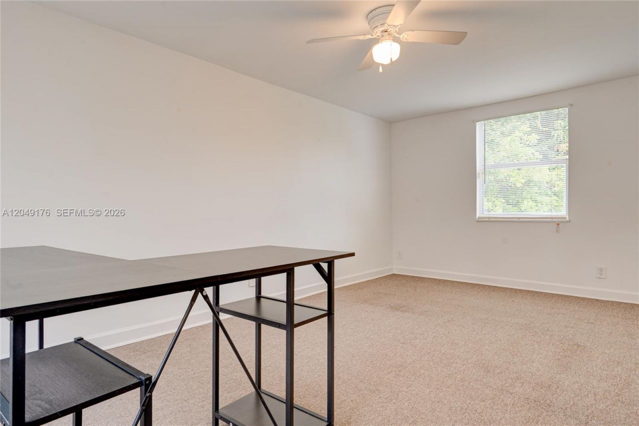 649 NW 24th Ave, Fort Lauderdale, FL 33311 Photo