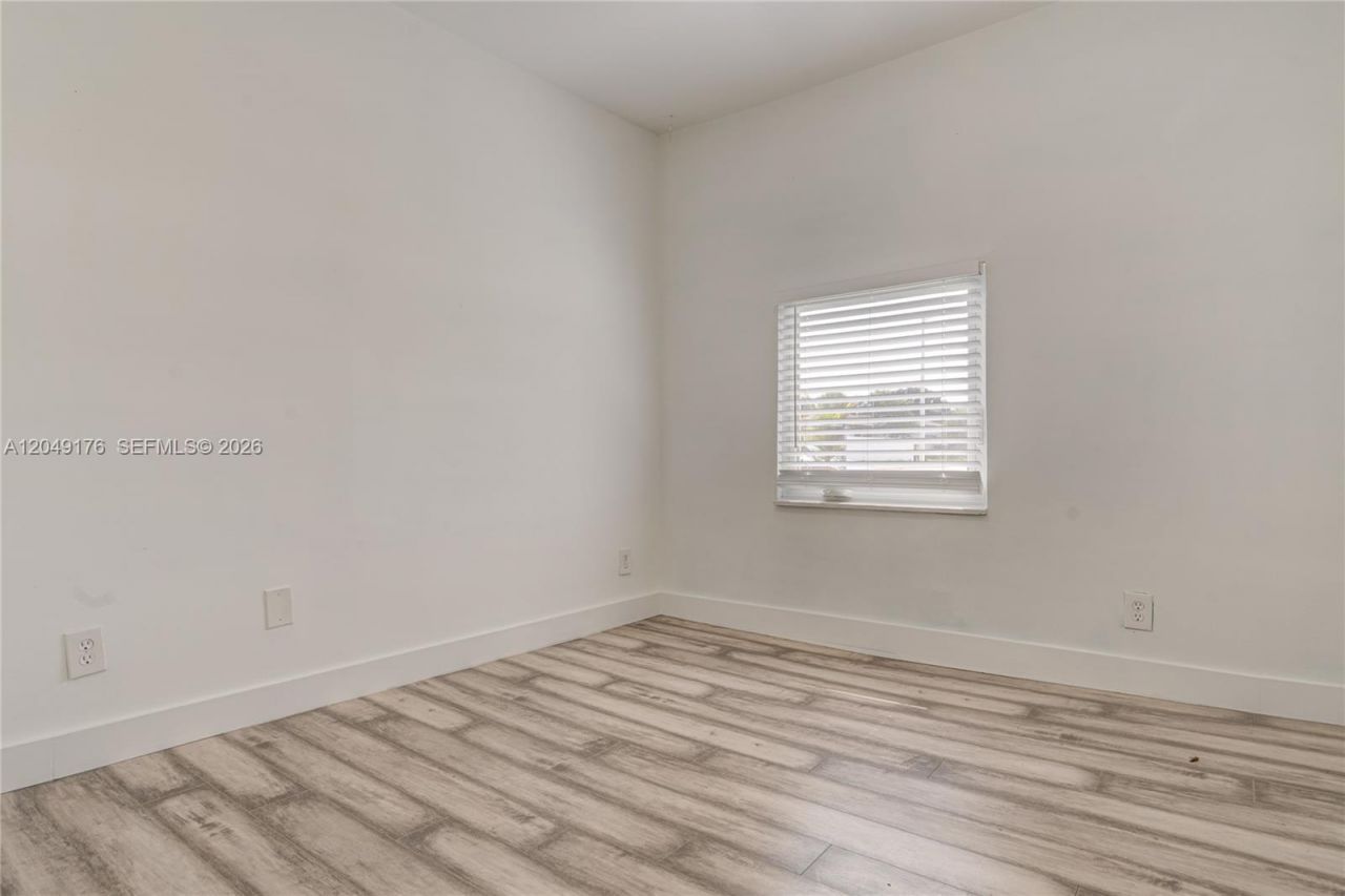 649 NW 24th Ave, Fort Lauderdale, FL 33311 Photo