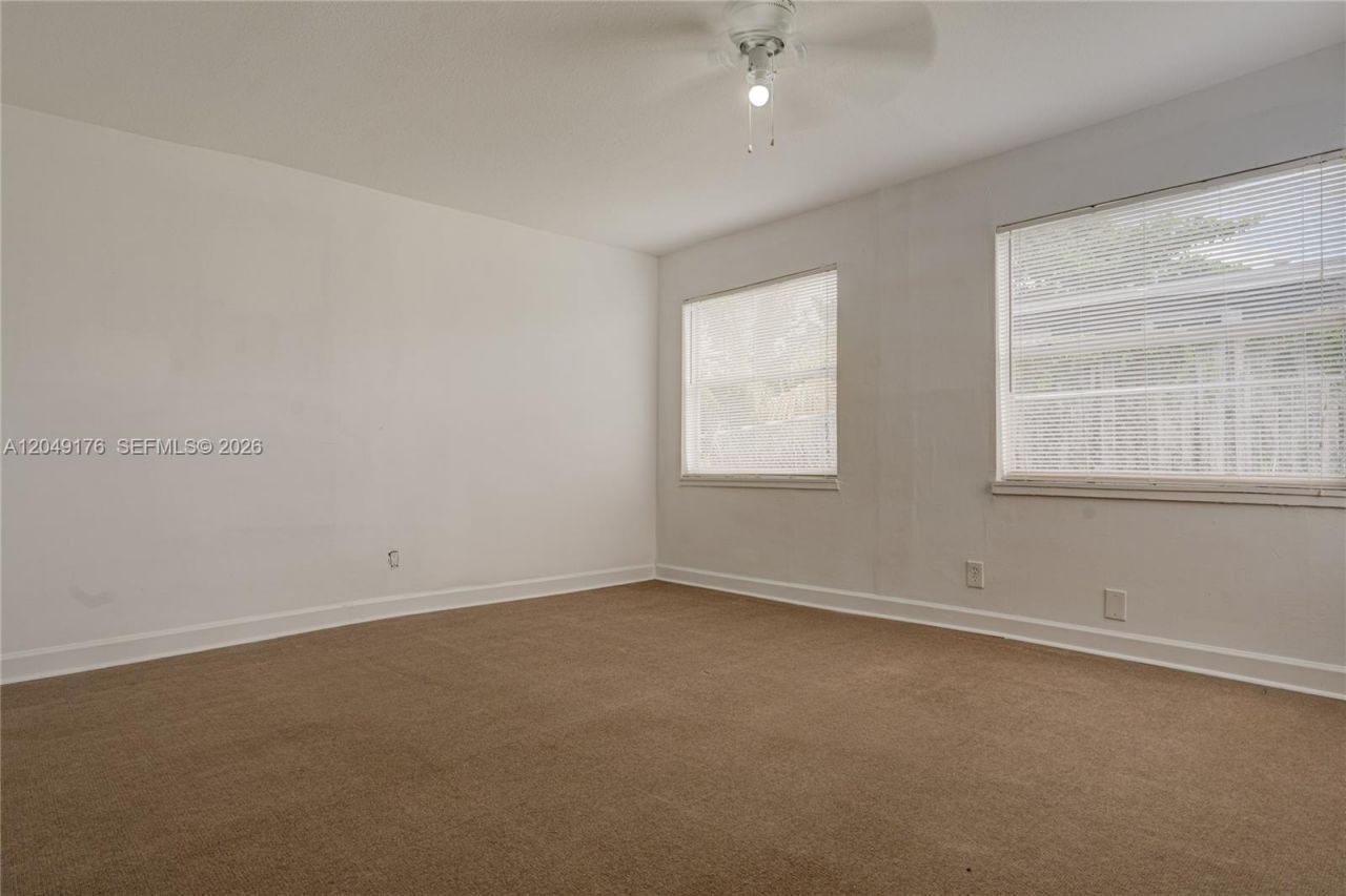 649 NW 24th Ave, Fort Lauderdale, FL 33311 Photo