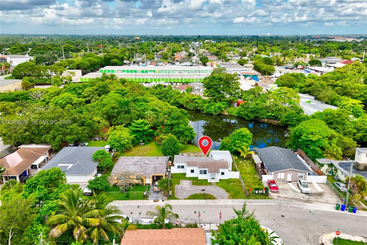 649 NW 24th Ave, Fort Lauderdale, FL 33311 Photo