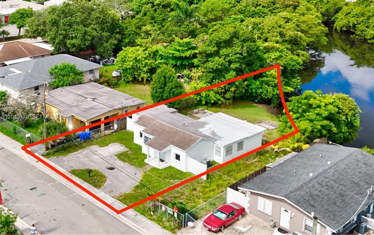 649 NW 24th Ave, Fort Lauderdale, FL 33311 Photo