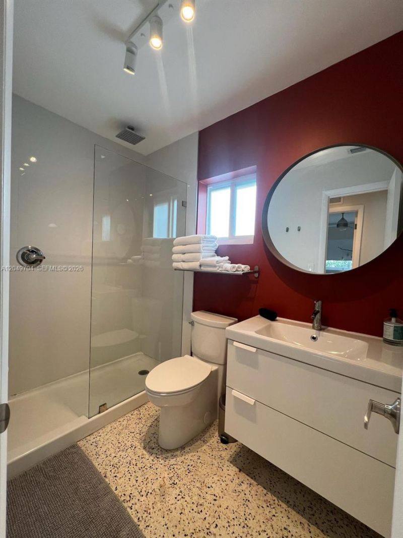 451 SW 24th Rd , Unit 2, Miami, FL 33129 Photo
