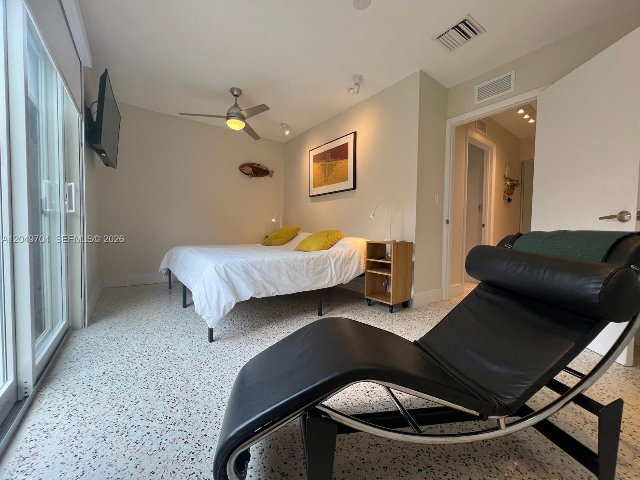451 SW 24th Rd , Unit 2, Miami, FL 33129 Photo