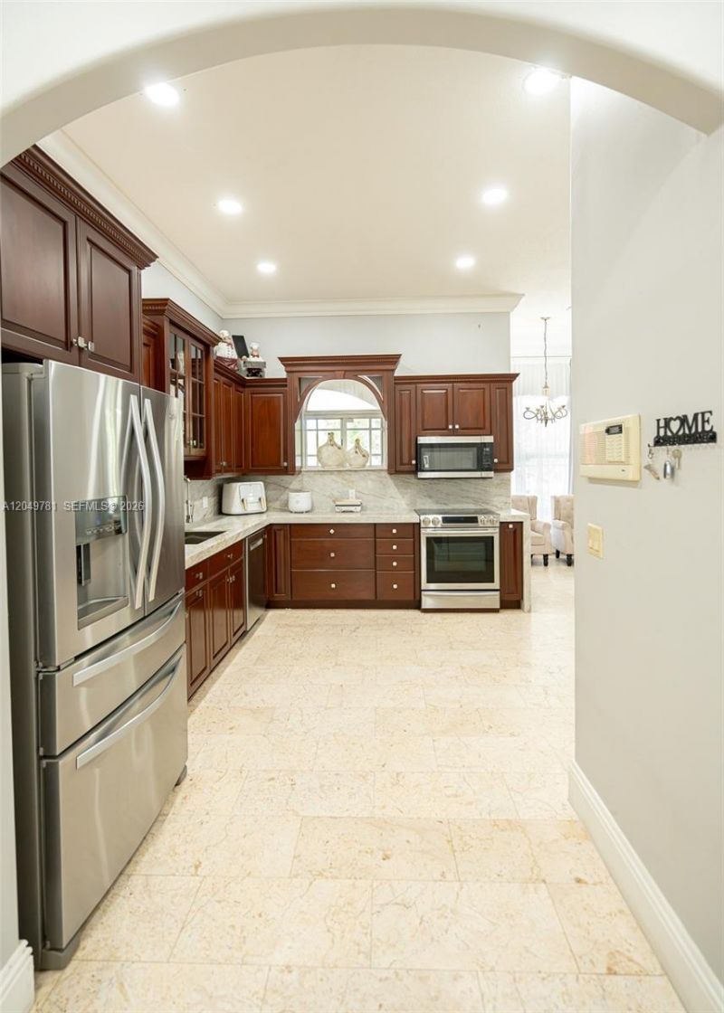 18390 SW 200th St, Miami, FL 33187 Photo