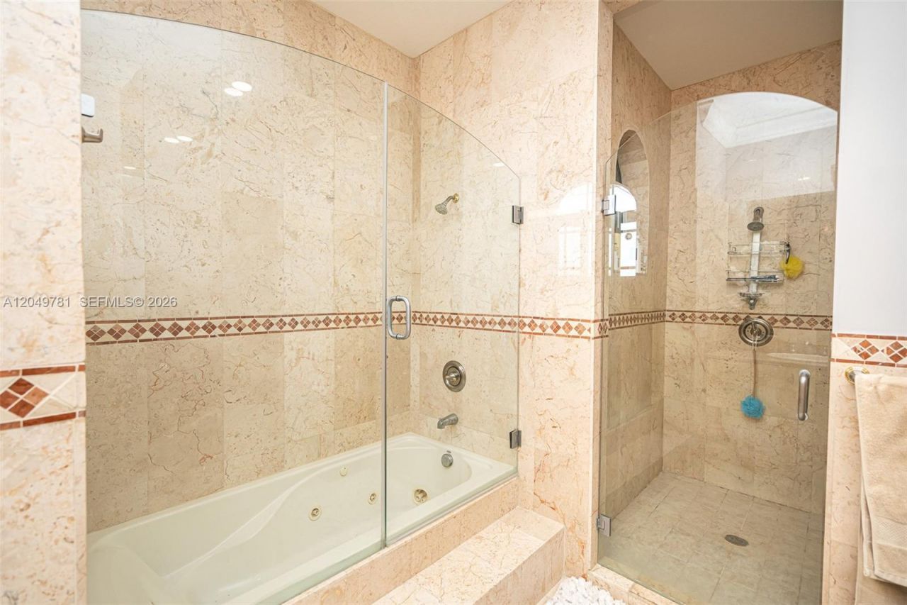 18390 SW 200th St, Miami, FL 33187 Photo