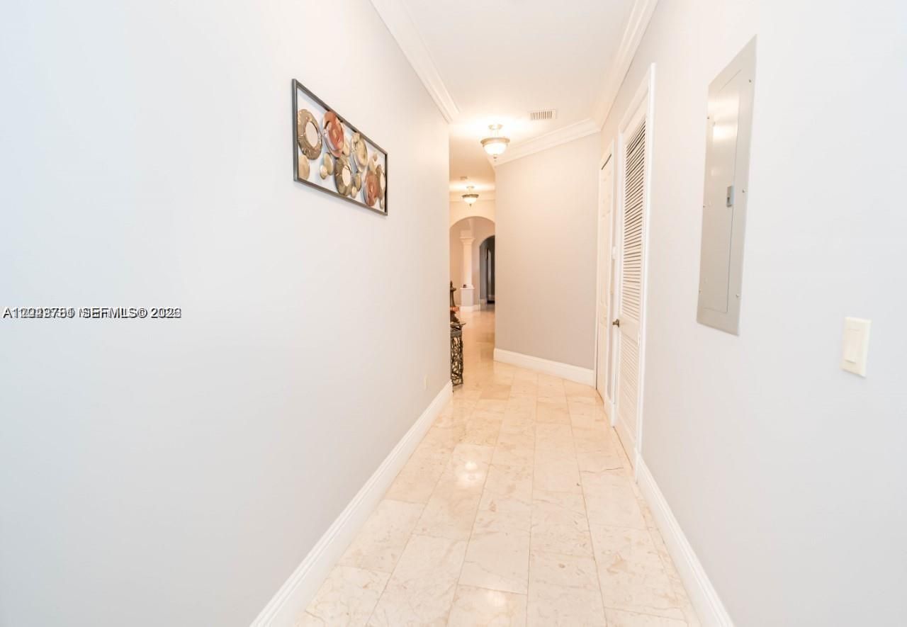 18390 SW 200th St, Miami, FL 33187 Photo