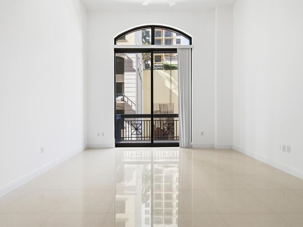 701 S Olive Avenue, Unit 304, West Palm Beach, FL 33401