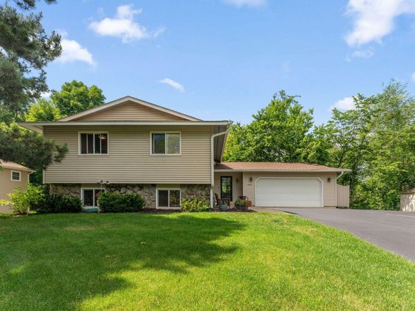 16320 Lake Ridge Drive, Maple Grove, MN 55311