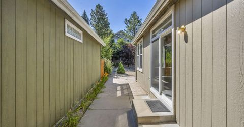 4750 Bradford Lane, Reno, NV 89519 Photo