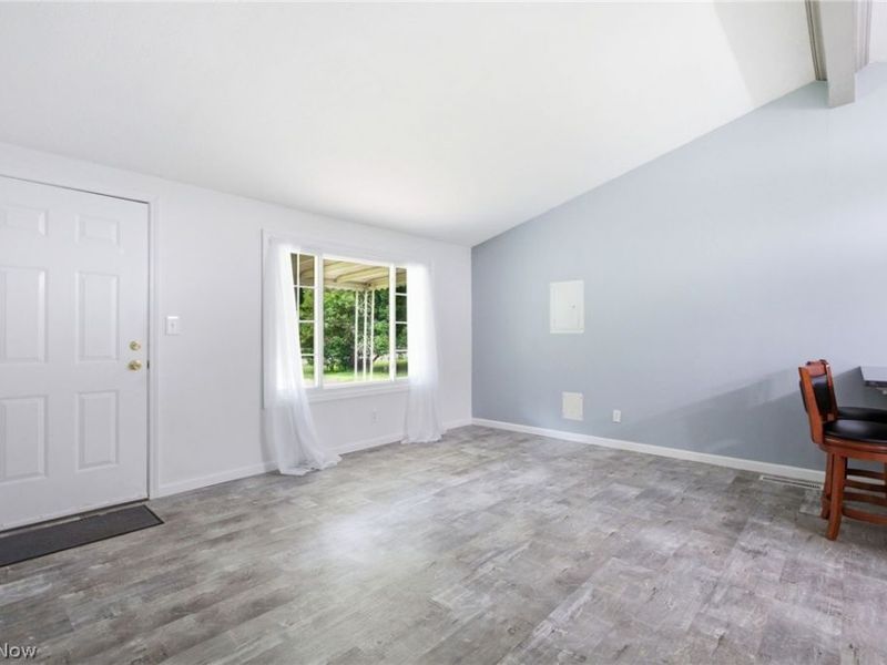 9164 Weaver Road, Ravenna, OH 44266 Photo 13
