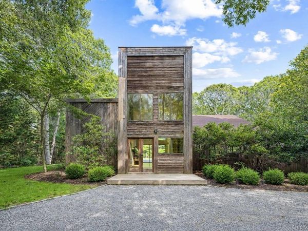 26 Woodland Way , Quogue, NY 11959