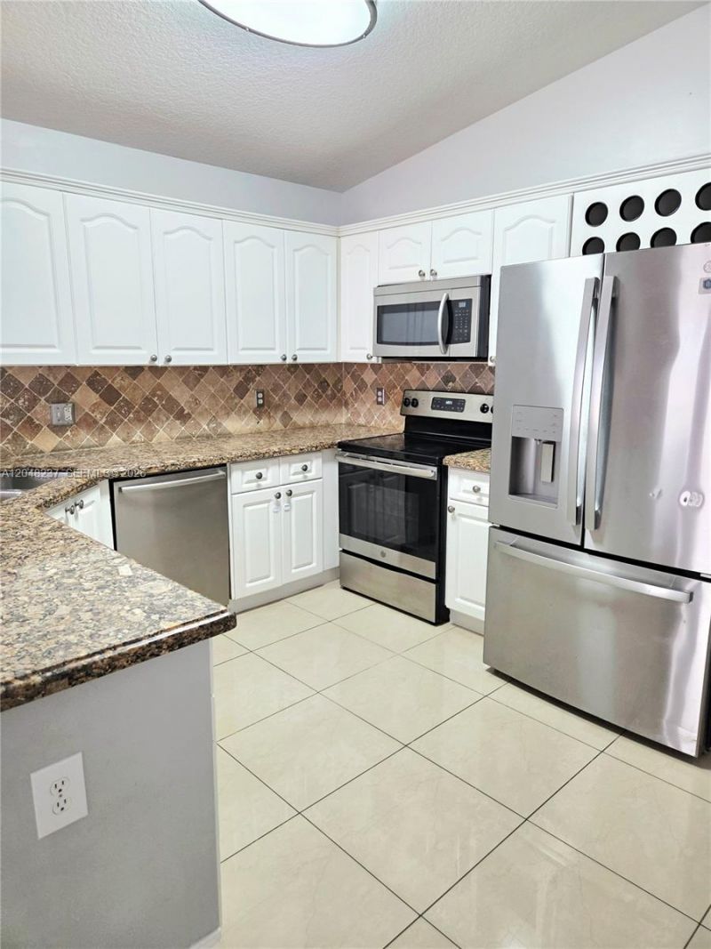 7789 W 34th Ln, Unit 7789, Hialeah, FL 33018 Photo