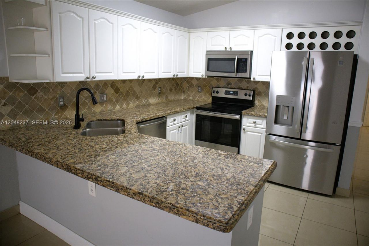 7789 W 34th Ln, Unit 7789, Hialeah, FL 33018 Photo
