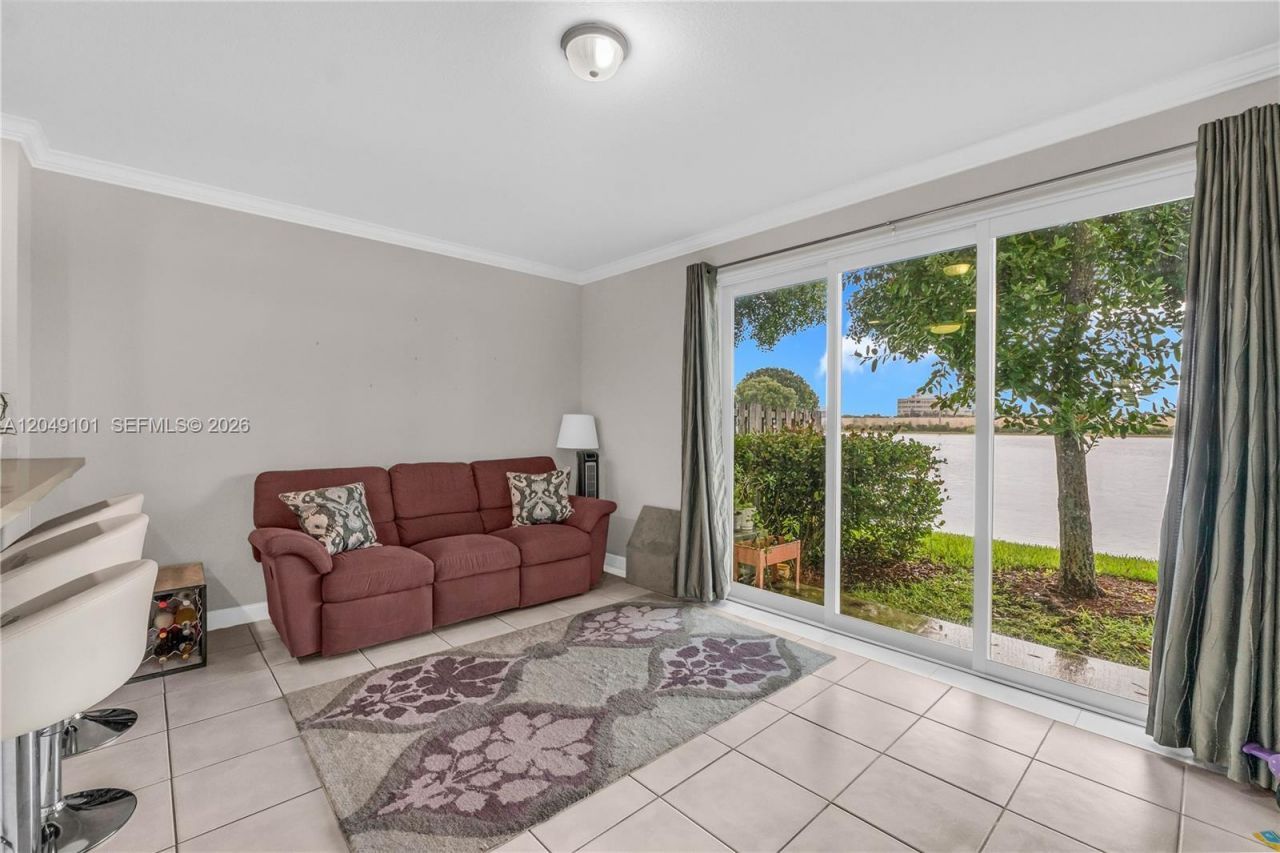 4015 SW 156th Ave , Unit 210, Miramar, FL 33027 Photo