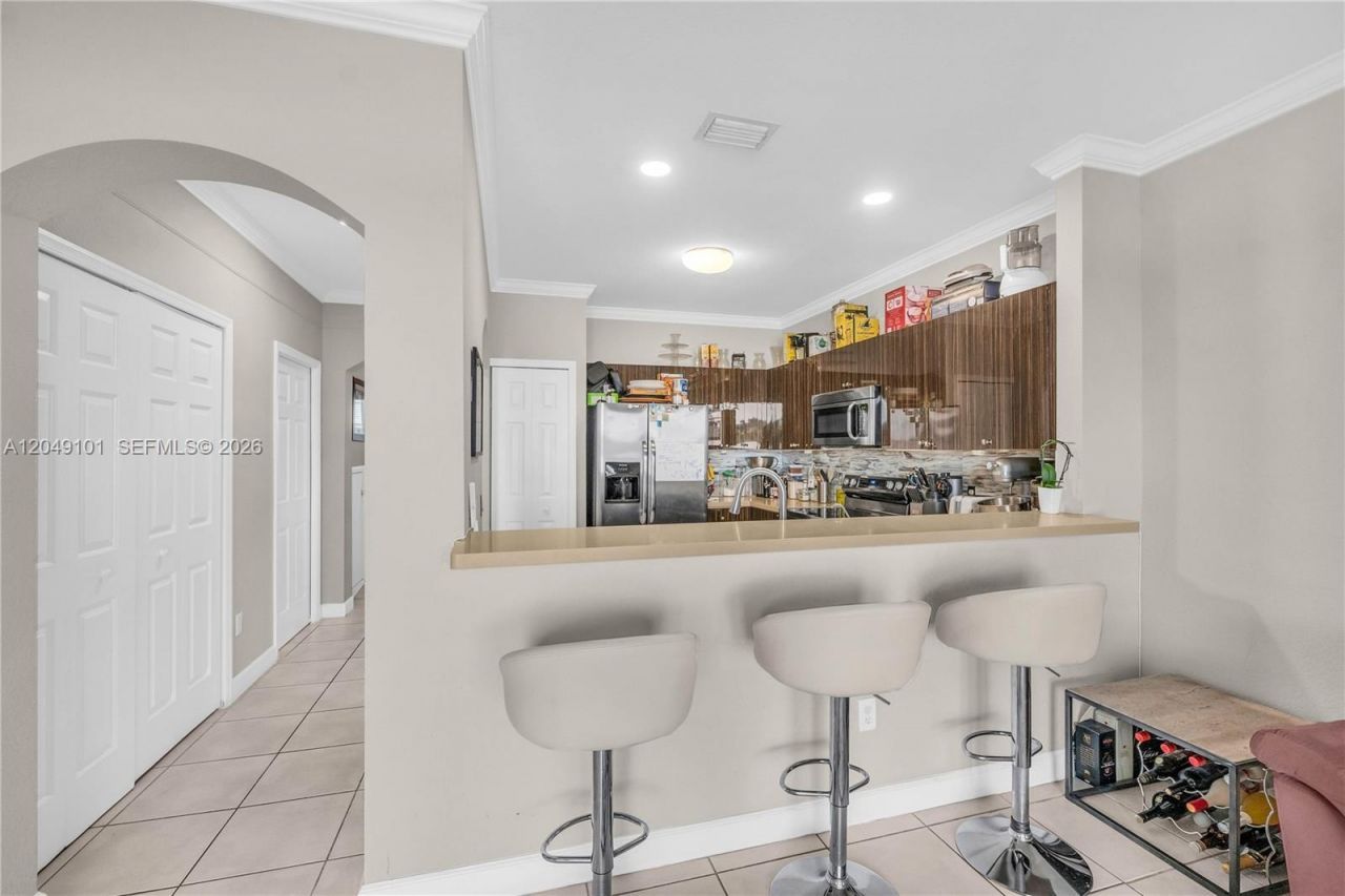 4015 SW 156th Ave , Unit 210, Miramar, FL 33027 Photo