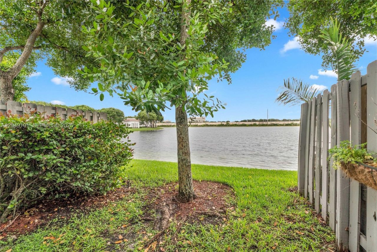4015 SW 156th Ave , Unit 210, Miramar, FL 33027 Photo
