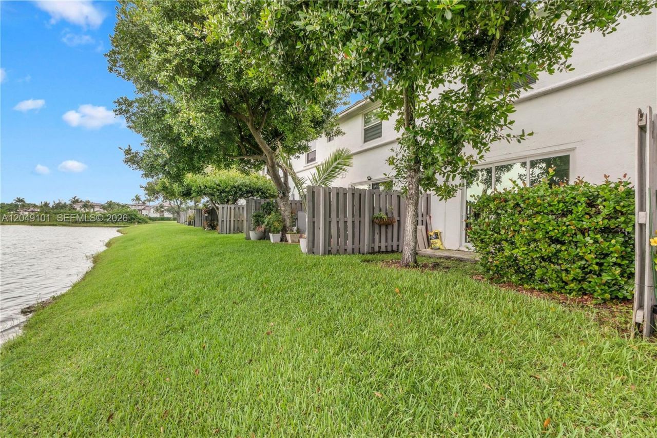4015 SW 156th Ave , Unit 210, Miramar, FL 33027 Photo
