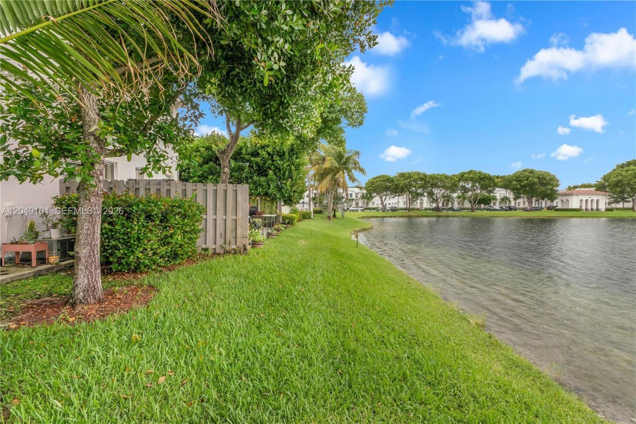 4015 SW 156th Ave , Unit 210, Miramar, FL 33027 Photo