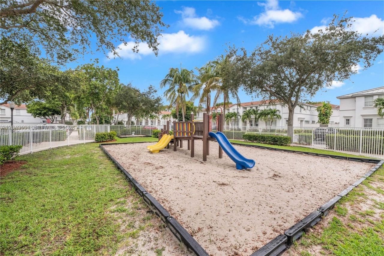 4015 SW 156th Ave , Unit 210, Miramar, FL 33027 Photo