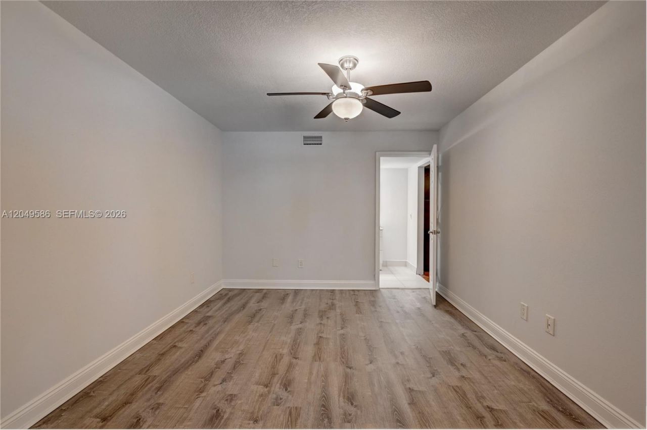 9858 NW 3rd St , Unit 9858, Plantation, FL 33324 Photo